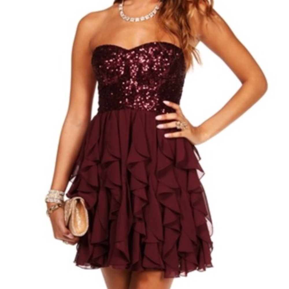 Windsor Beautiful Burgundy Sequin Homecoming Dress